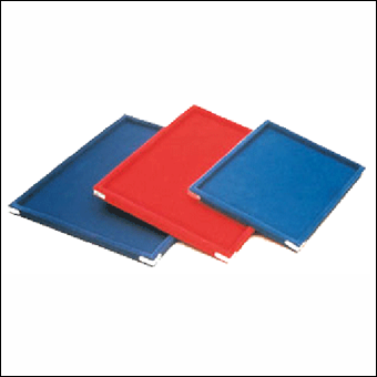 Velvet Shorting Trays